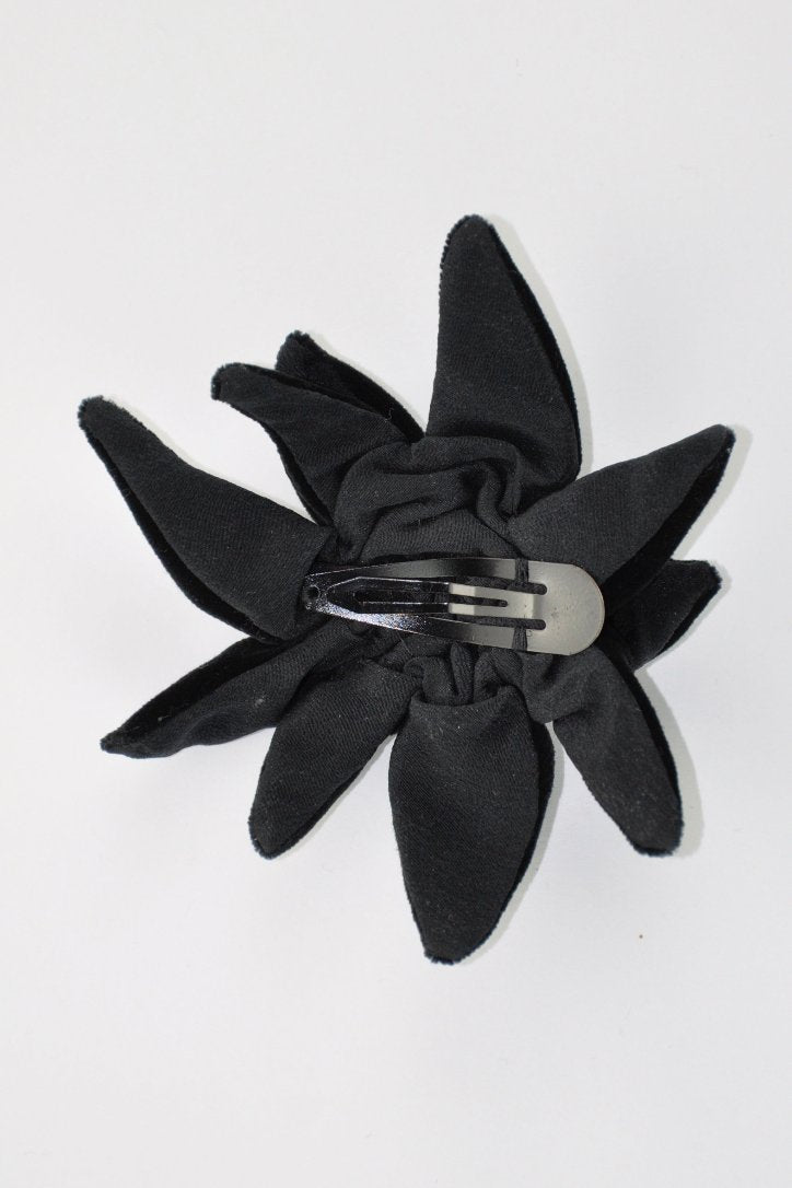 Haarschmuck Edelweiss in schwarz
