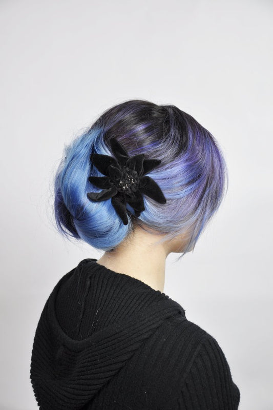 Haarschmuck Edelweiss in schwarz